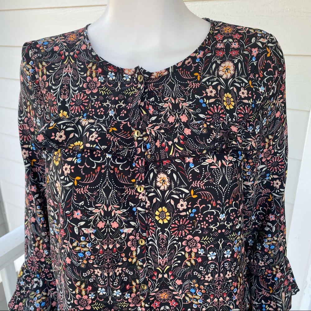 LC LAUREN CONRAD Floral Button Down Blouse - Picture 2 of 9